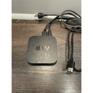 Apple TV A1469 HD Digital Media Streamer Black 3rd Gen EMC 2633 NO REMOTE-USED